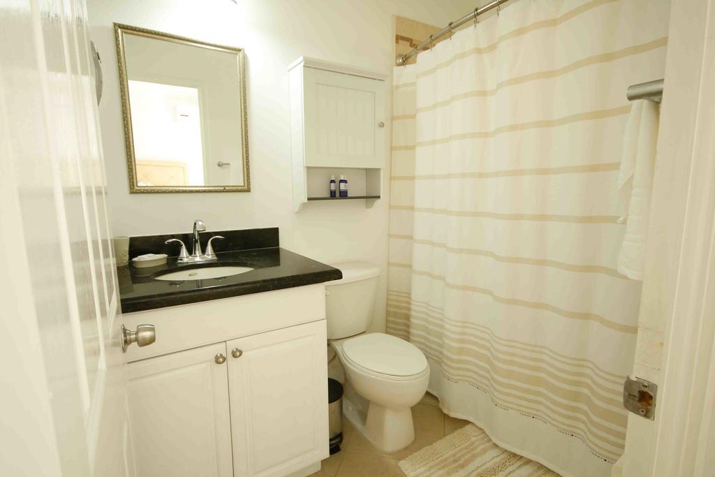 Cattleya Luxury Suites Kingston Esterno foto