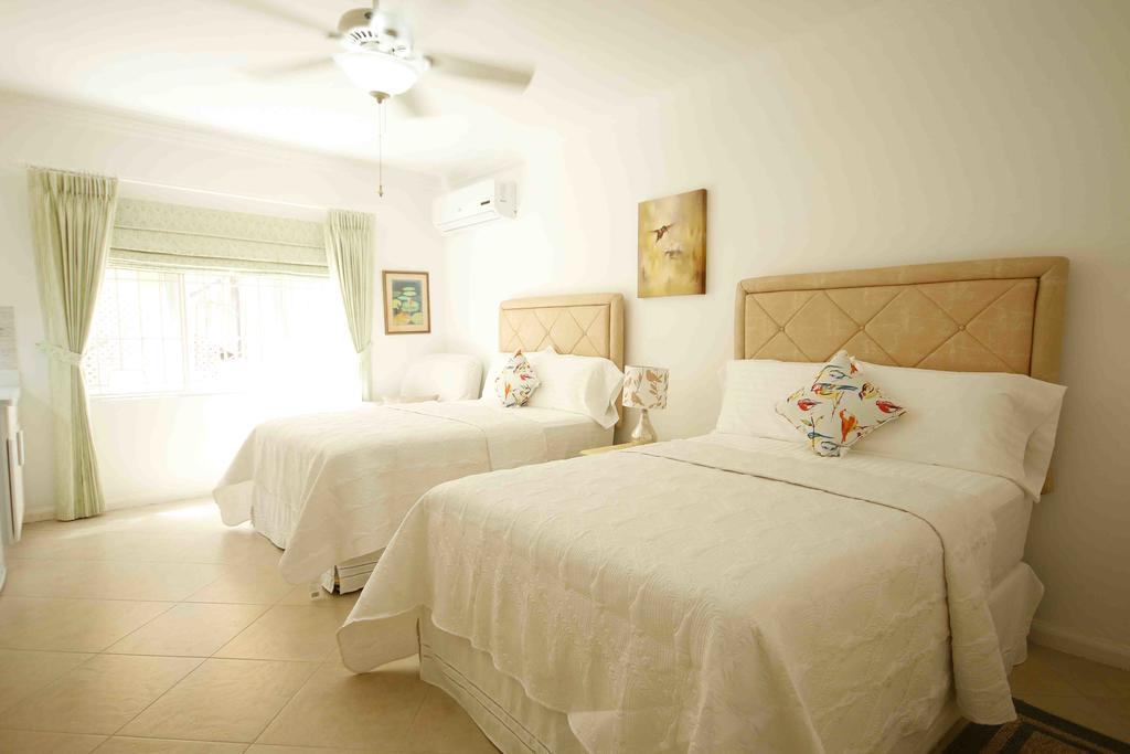 Cattleya Luxury Suites Kingston Esterno foto