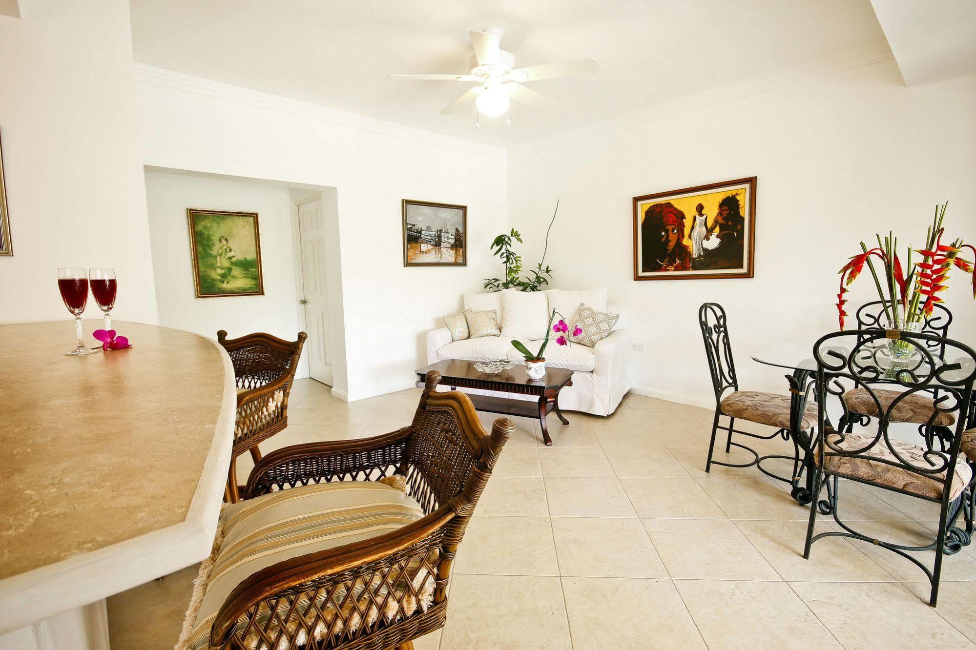 Cattleya Luxury Suites Kingston Esterno foto